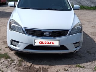 2011 Kia Ceed I Рестайлинг, белый, 730000 рублей, вид 1