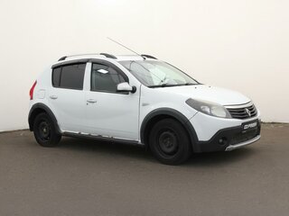 2014 Renault Sandero Stepway I, белый, 249000 рублей, вид 2