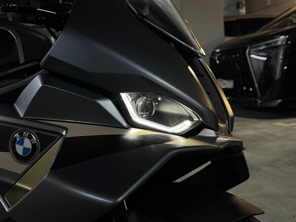 2025 BMW S 1000 RR, серый, 2150000 рублей - вид 2