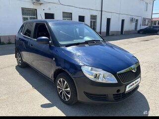2012 Skoda Fabia II Рестайлинг, синий, 390000 рублей, вид 1