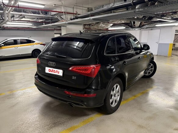 2010 Audi Q5 I (8R), чёрный - вид 4