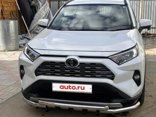 2019 Toyota RAV4 V (XA50), белый, 3480000 рублей, вид 2