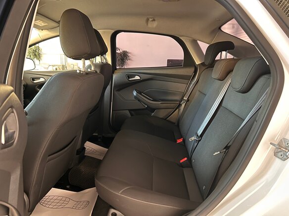 2017 Ford Focus III Рестайлинг, белый, 1249000 рублей - вид 11