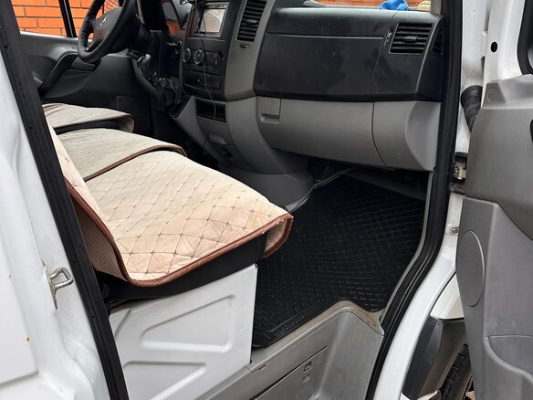 2011 Mercedes-Benz Sprinter, белый, 1900000 рублей - вид 2