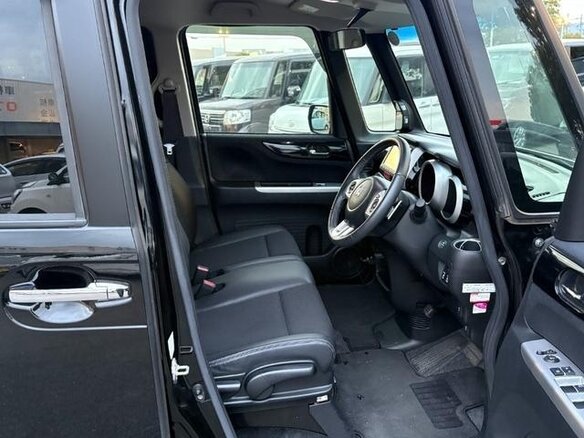 2016 Honda N-BOX I Рестайлинг, чёрный - вид 25