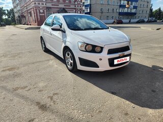 2012 Chevrolet Aveo II, белый, 424424 рублей, вид 4