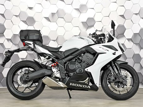 2023 Honda CBR 650R, белый, 977000 рублей, вид 3