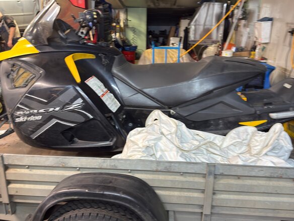 2005 BRP Ski-Doo Mach Z, жёлтый, 550000 рублей - вид 14