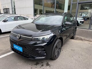 2024 Volkswagen Tiguan L II Рестайлинг (China Market), чёрный, 4215368 рублей, вид 1