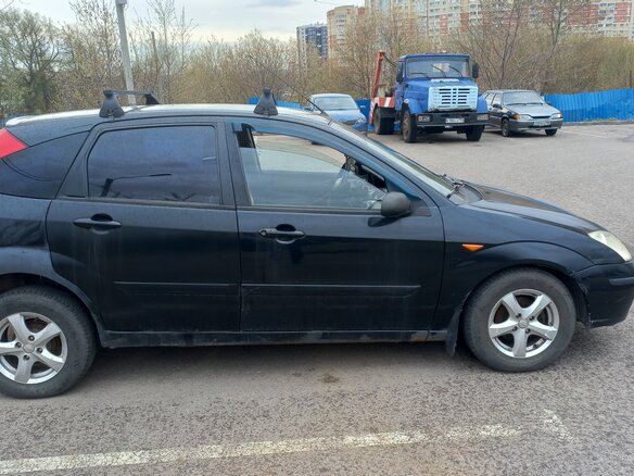 2005 Ford Focus I Рестайлинг, чёрный - вид 1