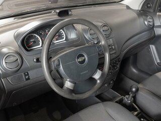 2011 Chevrolet Aveo I Рестайлинг, серебристый, 452500 рублей, вид 5