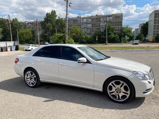2010 Mercedes-Benz E-Класс 200 5G-Tronic IV (W212, S212, C207), белый, 1550000 рублей, вид 3