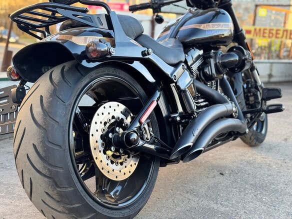 2016 Harley-Davidson Breakout, чёрный - вид 11