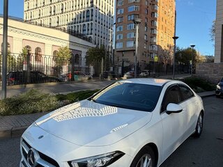 2019 Mercedes-Benz A-Класс 200 IV (W177), белый, 2300000 рублей, вид 1