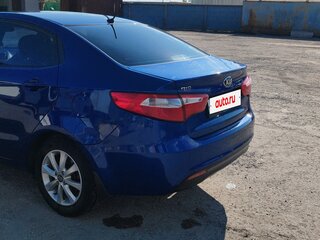 2013 Kia Rio 4-speed III, синий, 1300000 рублей, вид 2