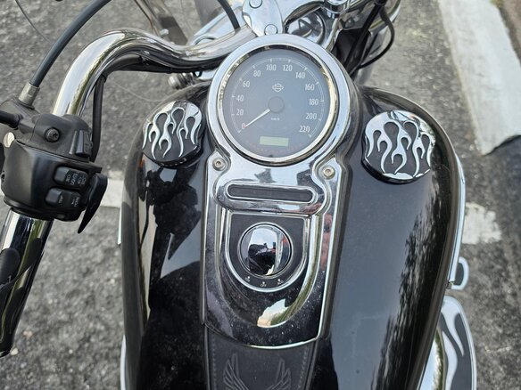 2011 Harley-Davidson Dyna Switchback, чёрный, 939000 рублей - вид 7