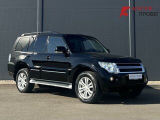 2013 Mitsubishi Pajero IV Рестайлинг 1, чёрный, 2190000 рублей, вид 3