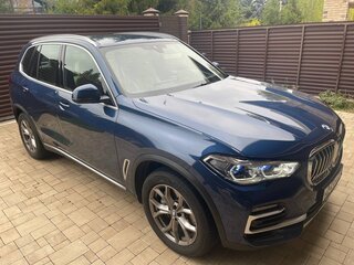 2020 BMW X5 30d IV (G05/G18), синий, 9300000 рублей, вид 2