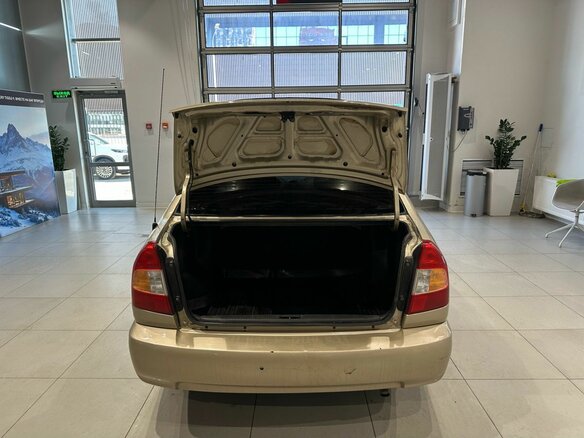 2006 Hyundai Accent ТагАЗ II, бежевый, 240000 рублей - вид 6