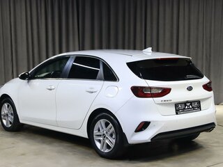 2020 Kia Ceed III, белый, 1749000 рублей, вид 4