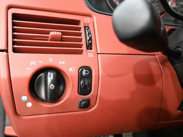 2003 Chrysler Crossfire, чёрный - вид 16