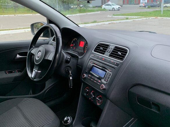 2012 Volkswagen Polo V, синий - вид 16