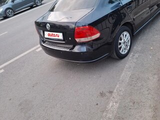 2013 Volkswagen Polo V, чёрный, 800000 рублей, вид 4