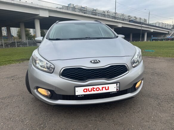 2014 Kia Ceed II, серебристый, 1310000 рублей - вид 1
