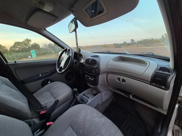 2008 Lada (ВАЗ) Kalina I, серебристый, 110000 рублей - вид 8