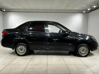 2014 Lada (ВАЗ) Granta I, чёрный, 377000 рублей, вид 4