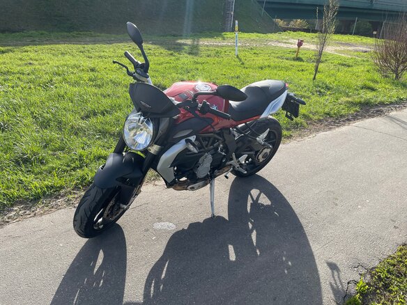 2014 MV Agusta Brutale 800, красный, 675000 рублей - вид 1