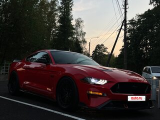 2019 Ford Mustang VI Рестайлинг, красный, 4500000 рублей, вид 1