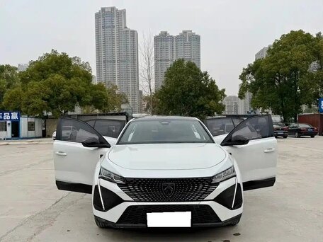 2025 Peugeot 408 X III, белый, 2950000 рублей, вид 3