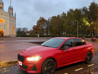 2022 BMW 1 серии 125i III (F52) Рестайлинг, красный, 3500000 рублей, вид 2