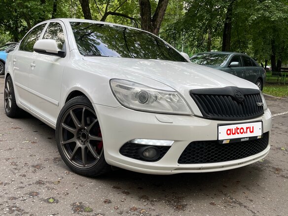 2009 Skoda Octavia RS II Рестайлинг, белый