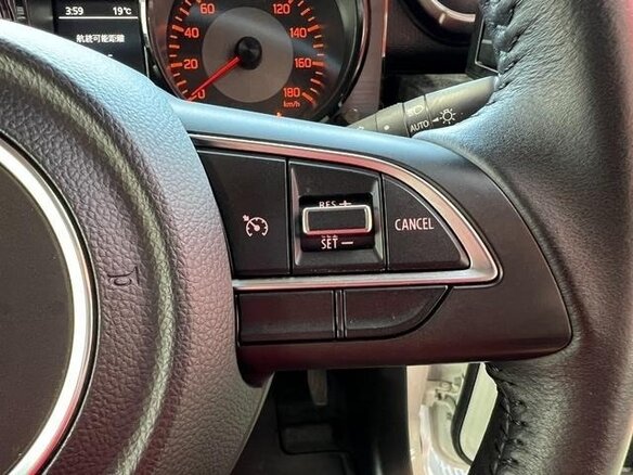 2023 Suzuki Jimny Sierra IV, белый, 1420010 рублей - вид 13