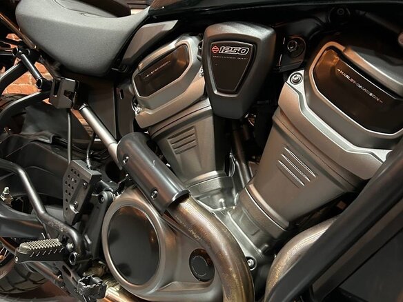 2024 Harley-Davidson Pan America Special, зелёный, 2400000 рублей - вид 4