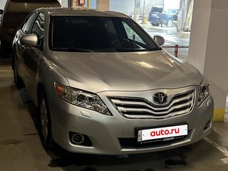 2009 Toyota Camry VI (XV40) Рестайлинг, серебристый, 1299000 рублей, вид 2