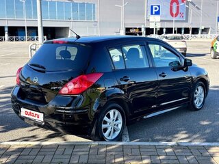 2012 Nissan Tiida I Рестайлинг, чёрный, 650000 рублей, вид 5