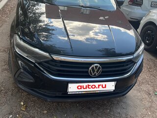 2021 Volkswagen Polo VI, чёрный, 1500000 рублей, вид 1