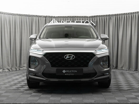 2019 Hyundai Santa Fe IV, серый, 2840000 рублей - вид 2