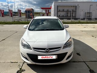 2012 Opel Astra J Рестайлинг, белый, 450000 рублей, вид 1