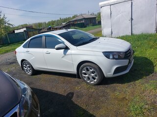 2017 Lada (ВАЗ) Vesta I, белый, 950000 рублей, вид 1