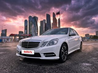 2012 Mercedes-Benz E-Класс 300 IV (W212, S212, C207), белый, 1680000 рублей, вид 1