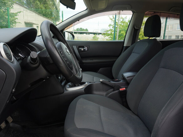 2010 Nissan Qashqai I Рестайлинг, фиолетовый, 739000 рублей - вид 9