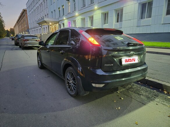 2008 Ford Focus II Рестайлинг, чёрный, 480000 рублей - вид 1