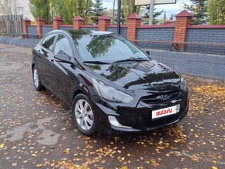 2014 Hyundai Solaris I, чёрный, 580000 рублей, вид 2