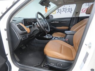 2022 Kia Seltos I Рестайлинг, белый, 2210000 рублей, вид 4
