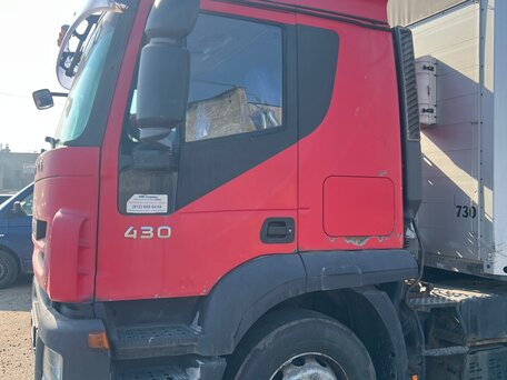 2008 Iveco Stralis, пурпурный, 1000000 рублей, вид 2