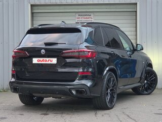 2023 BMW X5 40d IV (G05/G18), чёрный, 10500000 рублей, вид 2